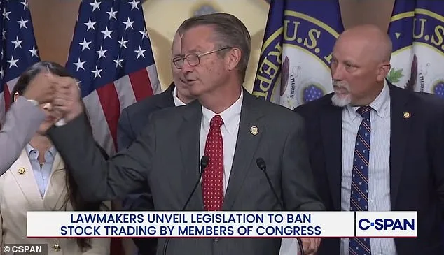Bipartisan Crackdown on Insider Information Exploitation by Lawmakers