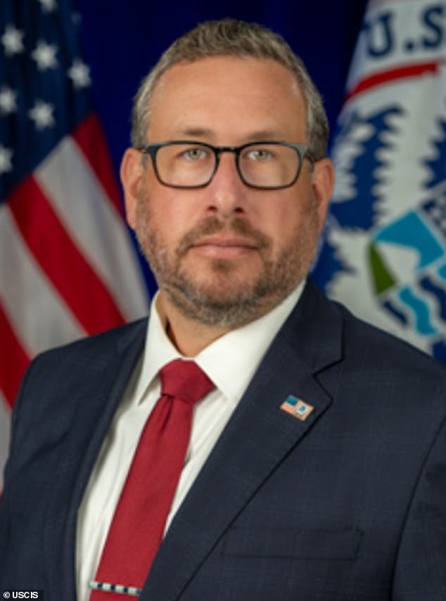 U.S. Creates Armed Police Force Within USCIS as Part of Immigration Crackdown