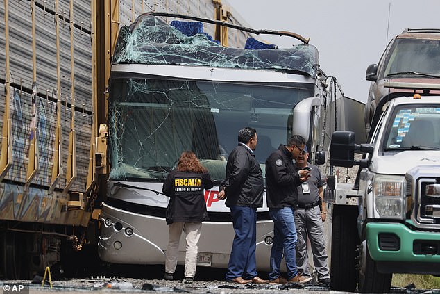 Train Collision in Mexico Kills Eight, Injures 45 Near Mexico City