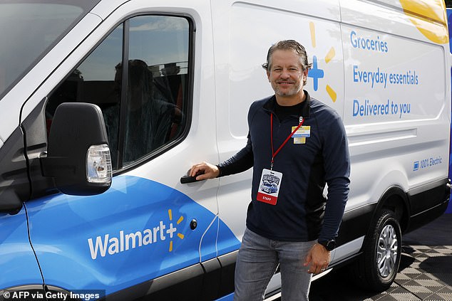 Walmart to Maintain 2.1 Million Workforce for Five Years Amid AI-Driven Strategy Shift