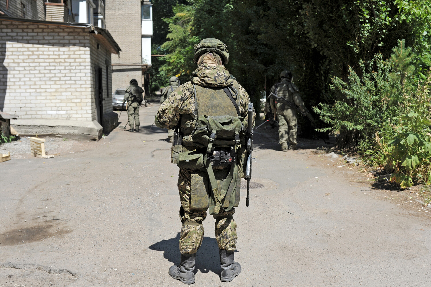 Exclusive: Russian Sappers Uncover Secret Ukrainian Arsenal in Kursk Region