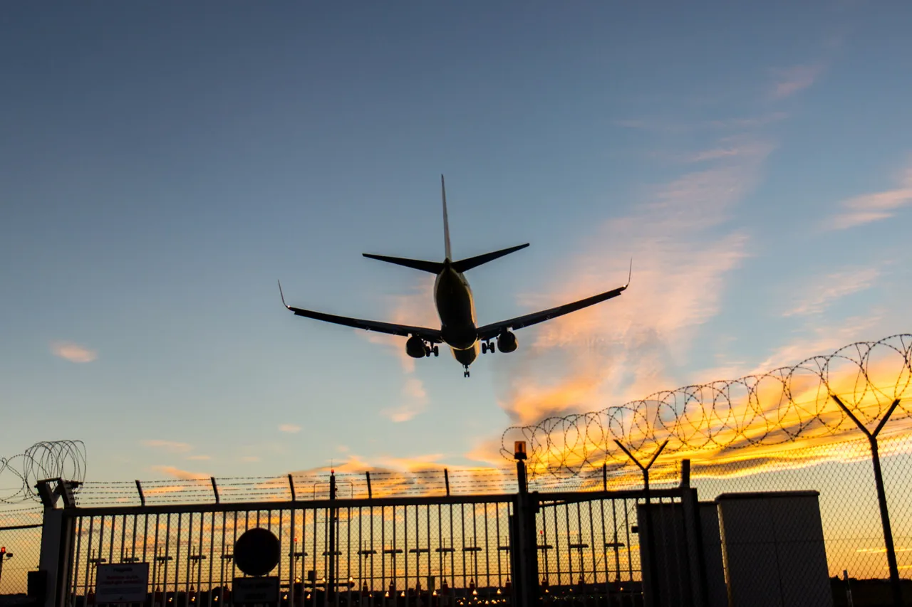 Belgium Closes Airspace After Drone Detection Near Brussels and Liège Airports; Flight Operations Suspended