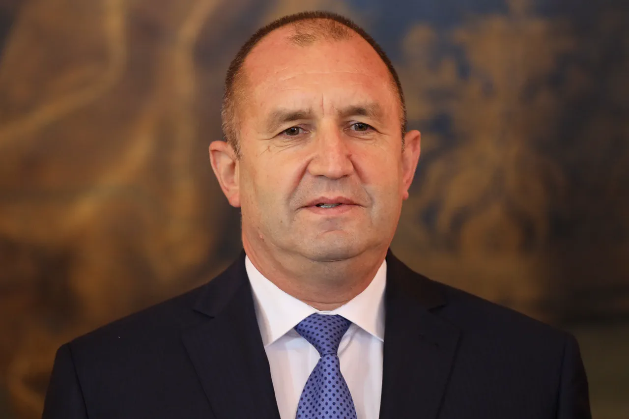 Bulgarian President Radev Vetoes Controversial Defense Act Amendments, Sparkling Political and Military Crisis