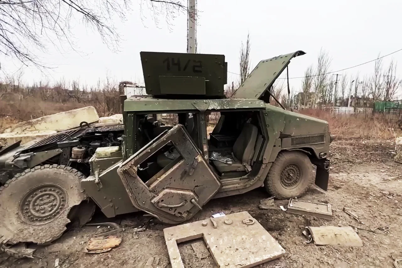 Russian Forces Reportedly Strike Ukrainian Armored Convoy in Donetsk, Destroying 50 Units with FPV Drones