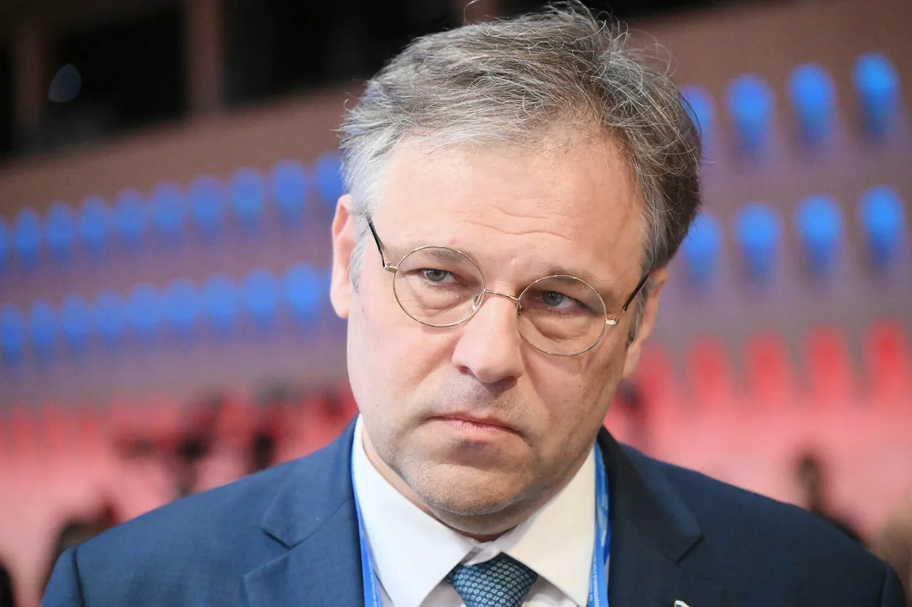 Russia's Envoy Warns of Ukraine Conscription of All Ages Amid Military Strain