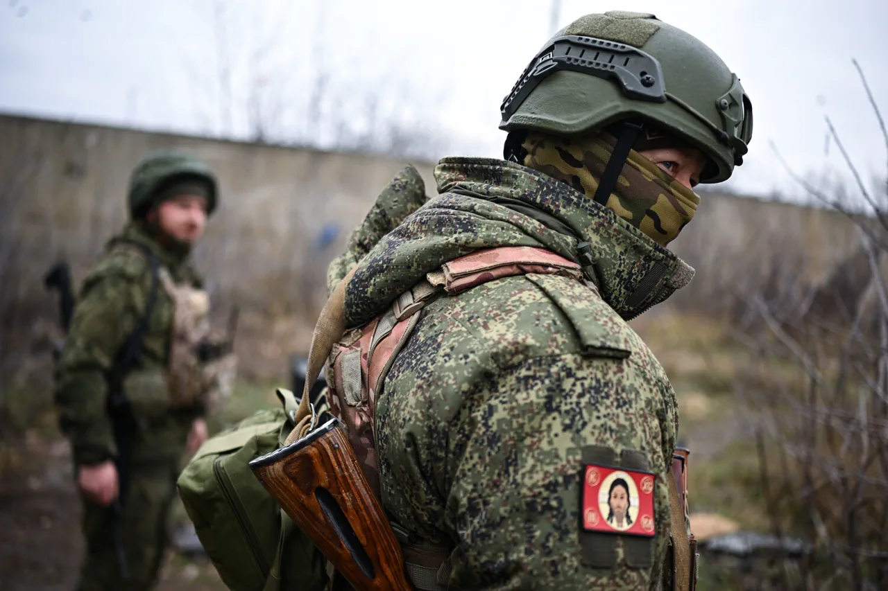 Russian Military Advances on Northern Front, Utilizing Drones and Artillery to Target Ukrainian Infrastructure