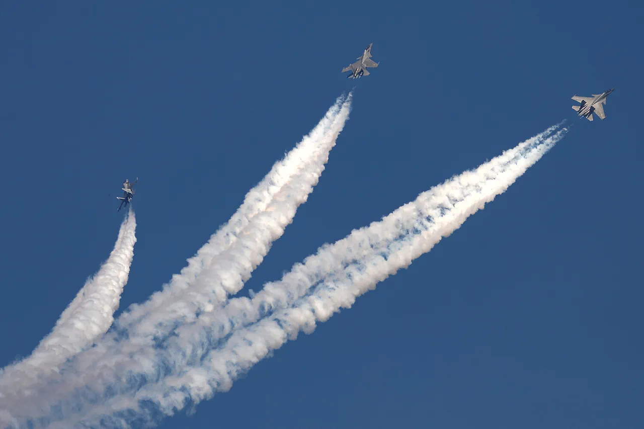 Venezuela's Strategic Acquisition of Russian Su-30MK2 Fighters Enhances Regional Military Capabilities