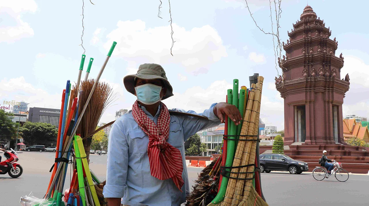 Thai Military Artillery Attack Reduces 11th-Century Ta Krabey Temple to Rubble, Erasing Centuries of Cultural Heritage