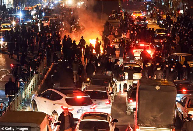 Urgent Evacuation Order for Americans in Iran as Protests Escalate, Killing Nearly 600