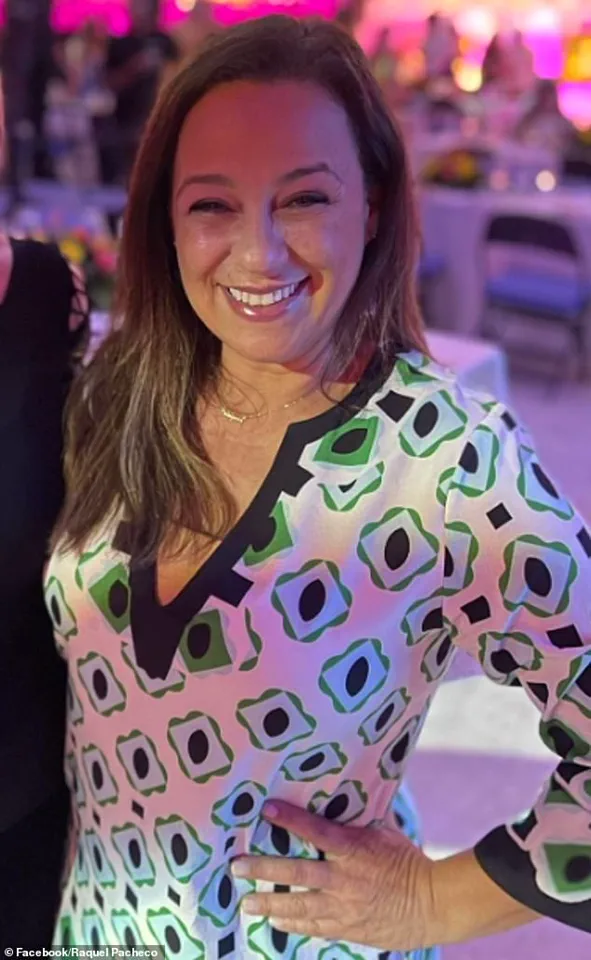 Heated Confrontation Between Florida Resident and Mayor Sparks Free Speech Debate as Unmarked Police Arrive at Home