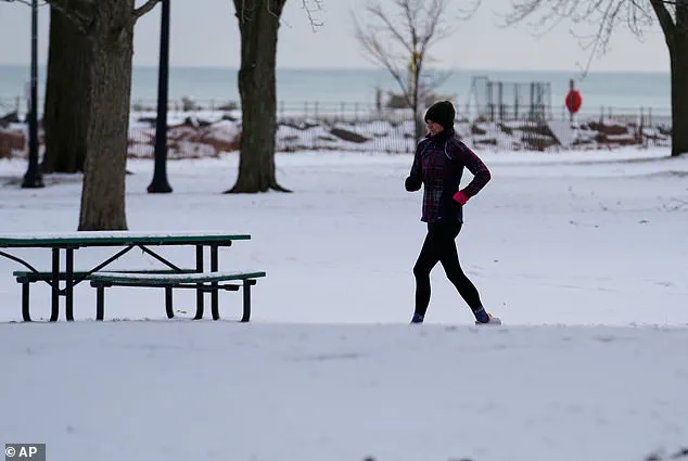 Imminent Emergency: Historic Winter Storm 'Storm Fern' Unleashes Record-Cold and 24 Inches of Snow Across 13 States