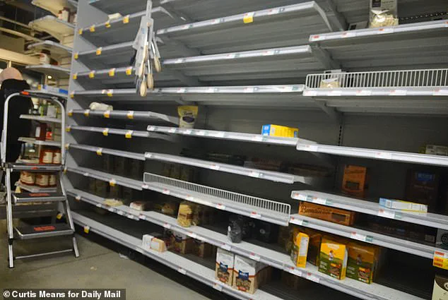 Early Saturday Morning Panic: NYC Shoppers Frenziedly Stockpile at Whole Foods on Madison Avenue