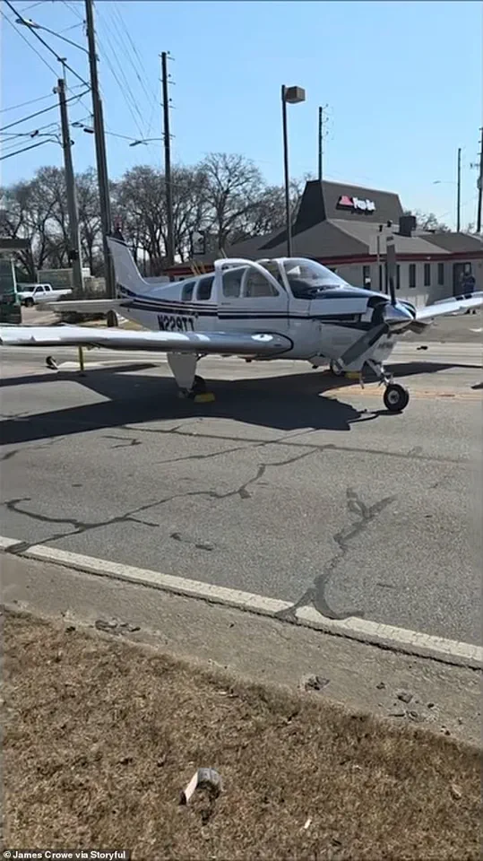 Plane Crash into Busy Intersection During Emergency Landing Captured in Viral Video; Two Injured in Georgia