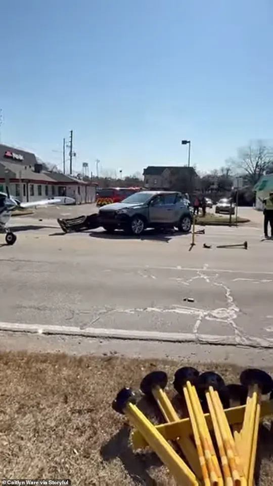 Plane Crash into Busy Intersection During Emergency Landing Captured in Viral Video; Two Injured in Georgia