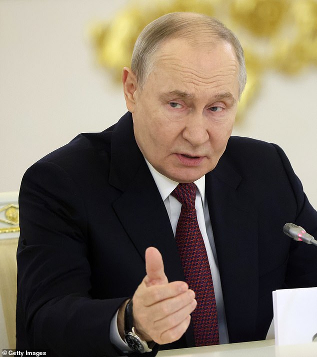 Chilling Warning: Russia Could Defeat NATO with 15,000 Troops in 2026 Simulation, Experts Say