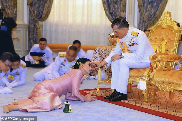 Thai King's Retreat: Controversy and Solitude After Queen's Death