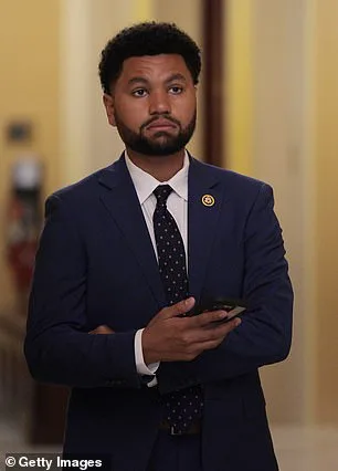 Arrest Made Outside U.S. Capitol After Firearm Found Near West Front