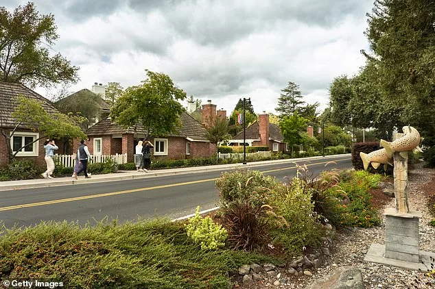 Thomas Keller Opposes Yountville Housing Development, Arguing It Could Destabilize the Local Economy and Harm the Area's High-End Dining Industry