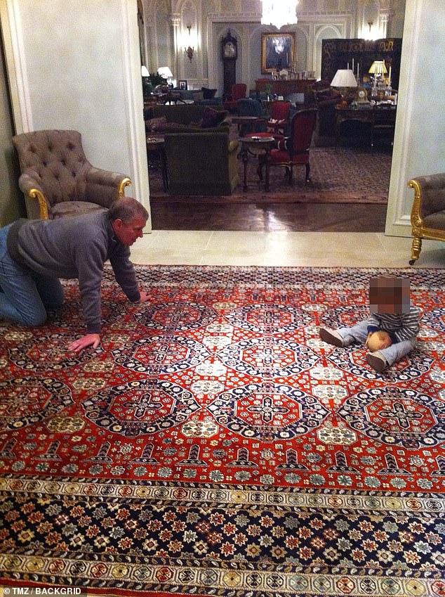 Epstein Files Photos Reignite Scrutiny as Andrew Mountbatten-Windsor Faces Arrest Over Alleged Epstein Ties