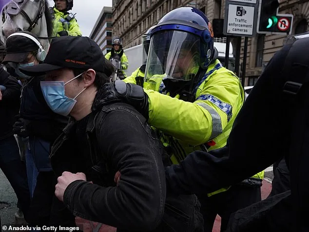 Eleven Arrested in Manchester Clashes Between Far-Right and Counter-Demonstrators Over Immigration Debate