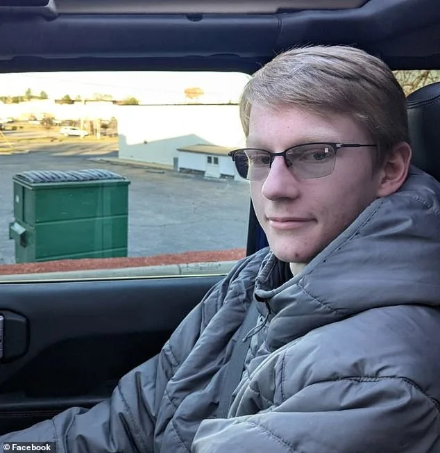 Trump supporter killed at Mar-a-Lago over Epstein investigation texts