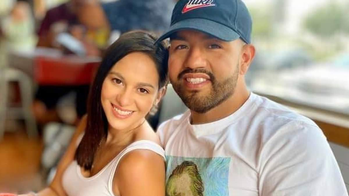 Texas Congressman's Inappropriate Texts with Aide Revealed in Daily Mail Exposé, Leading to Her Suicide