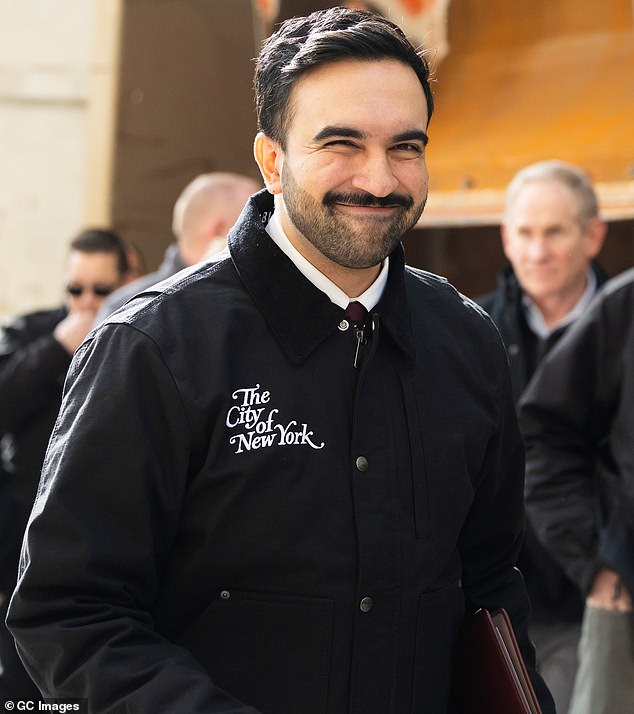 NYPD Officers Injured in Washington Square Park Snowball Attack; Suspects Wanted