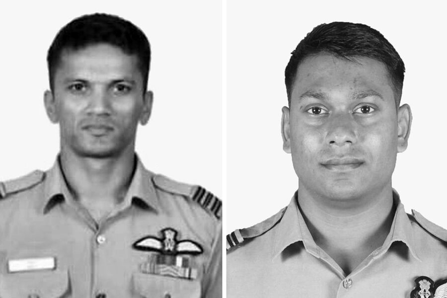 Tragic Crash of Indian Air Force's Su-30MKI Fighter Jet in Assam Claims Two Pilots' Lives; Cause of Incident Under Investigation
