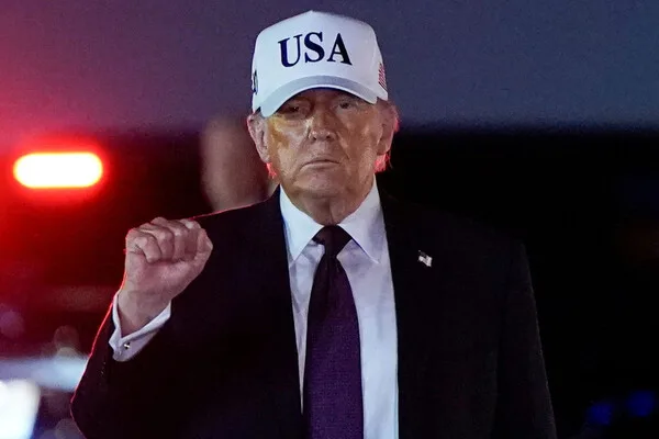 Trump, Ukraine Explore Joint Measures to Counter Iranian Drones as Middle East Tensions Rise