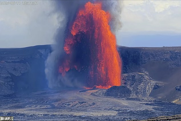 Hawaii Man Dies After Entering Restricted Area Near Kīlauea Caldera