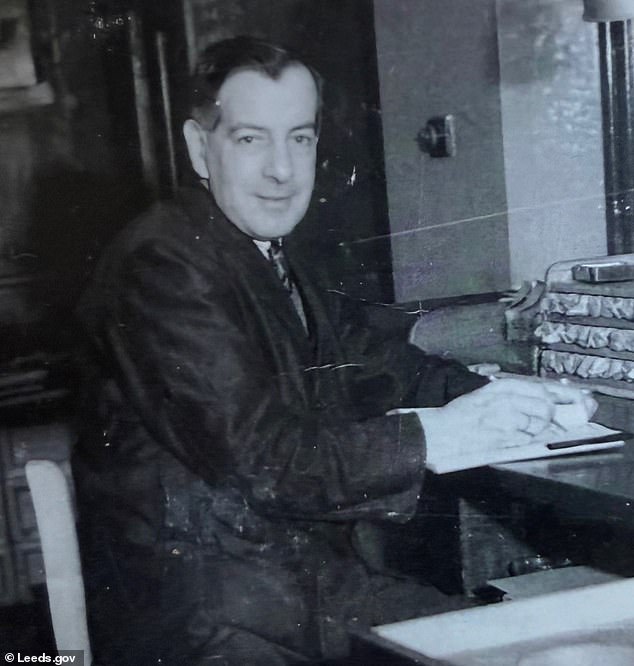 2,000-Year-Old Carthaginian Coin Discovered in Leeds Man's Pocket