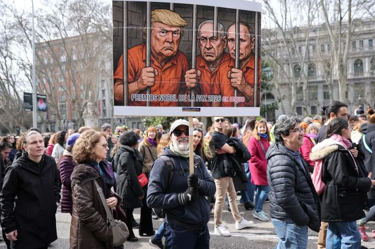 Global Demonstrators Demand End to War, Violence on International Women's Day as Spain's Deputy PM Speaks Out