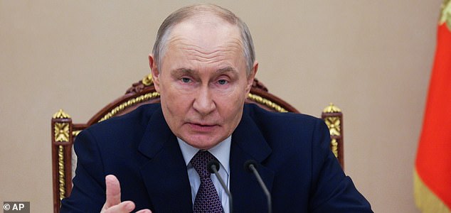 UK Preparing to Deploy Evacuation Ship in Mediterranean Amid Escalating Middle East Conflict