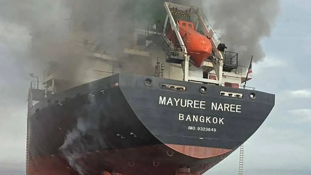 Iran's IRGC Warns of Oil Price Surge and Retaliation in Strait of Hormuz Amid Escalating US-Israeli Conflict