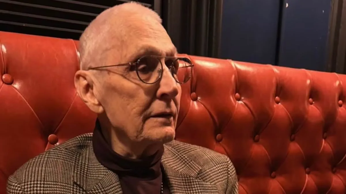 Undocumented Migrant with Four Prior Deportations Charged After Allegedly Shoving Air Force Veteran Onto NYC Subway Tracks, Leaving Him in Critical Condition