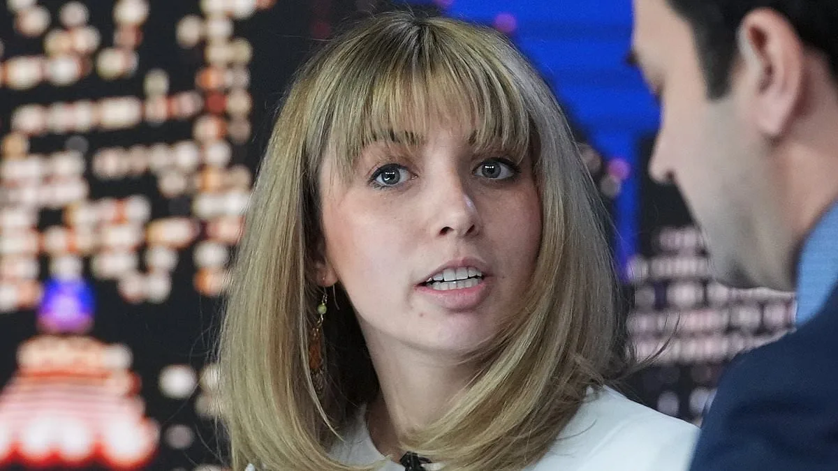 Illinois Democrat Candidate's 'Humble' Upbringing Contradicted by $3.3M Dallas Mansion, Sparking Political Firestorm