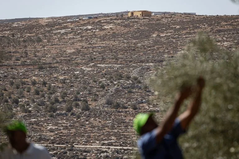 Israeli Settlers Attack West Bank Villages, Killing One and Injuring Multiple