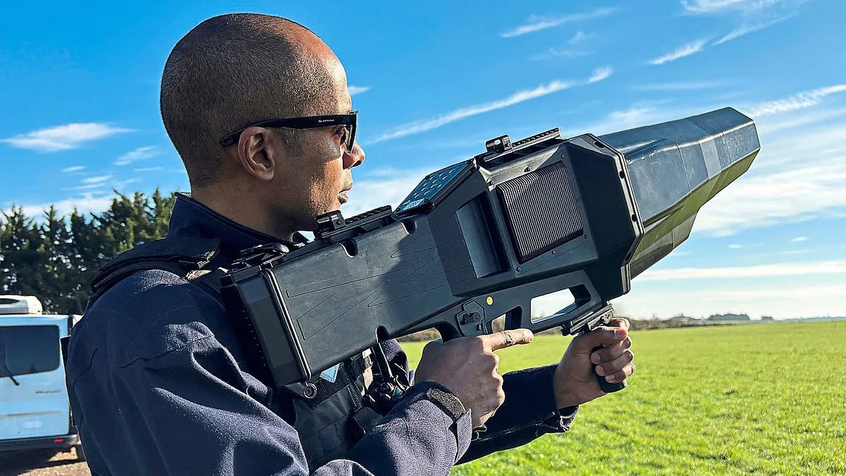 Unprecedented Oscar Security: L.A. Deploys 'Ring of Steel' with 1,000 Officers, Anti-Drone Tech to Counter Terror Threats