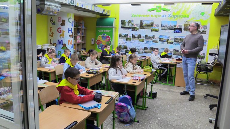 Kharkiv's Subway System Becomes Lifeline for War-Torn Education