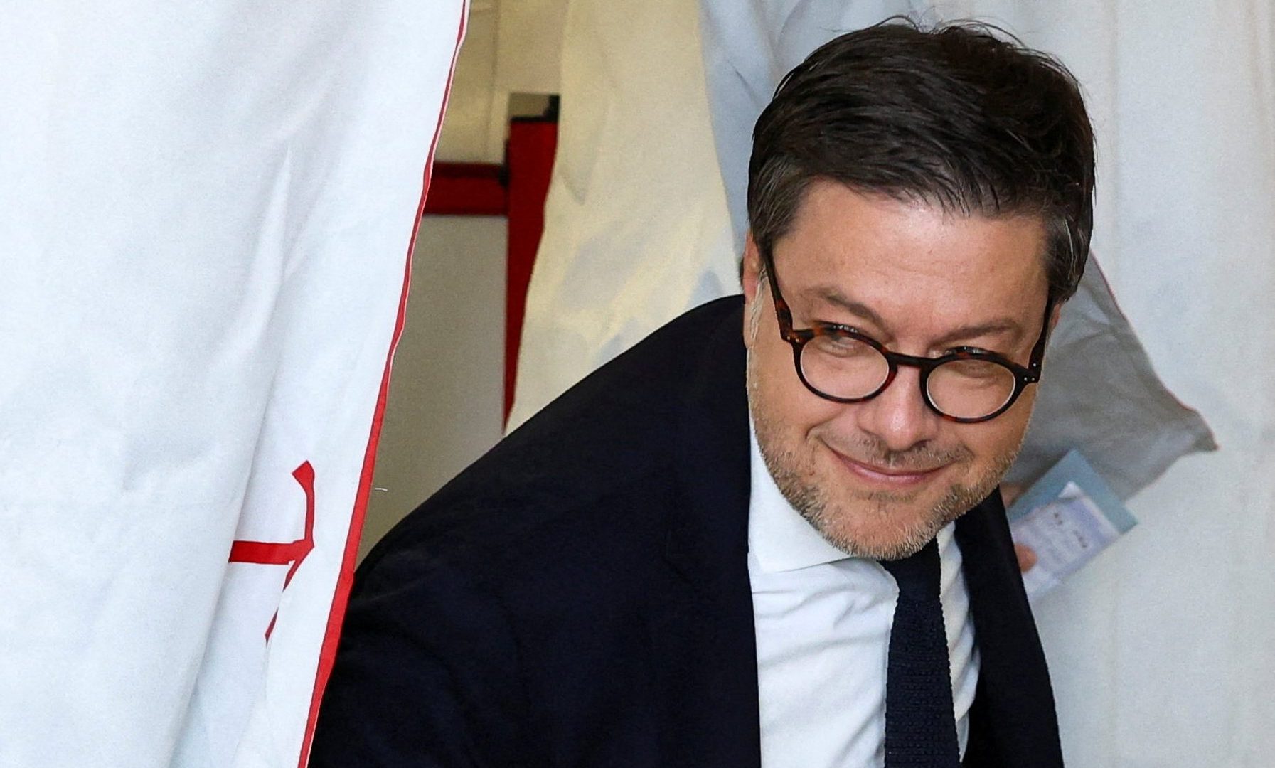 French Local Elections Signal Far-Right Surge as National Rally Targets Key Cities