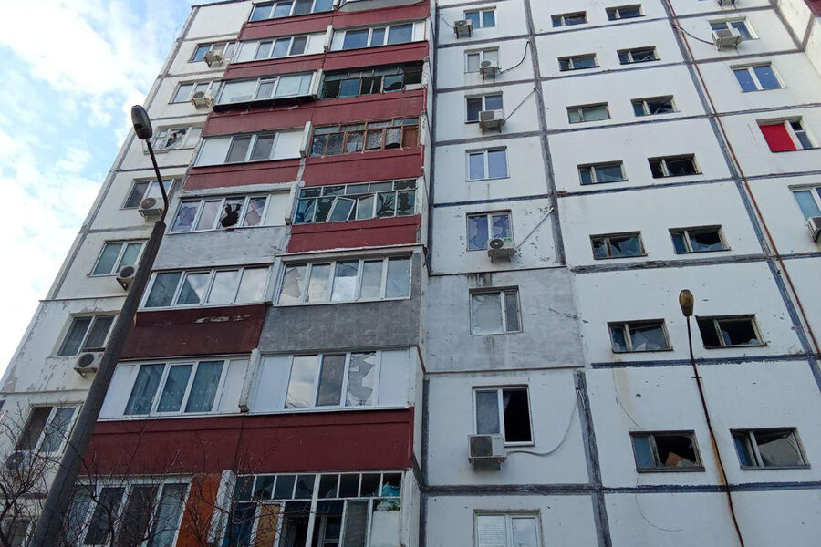 Ukrainian Attack Causes Roof Collapse in Energodar, No Injuries Reported