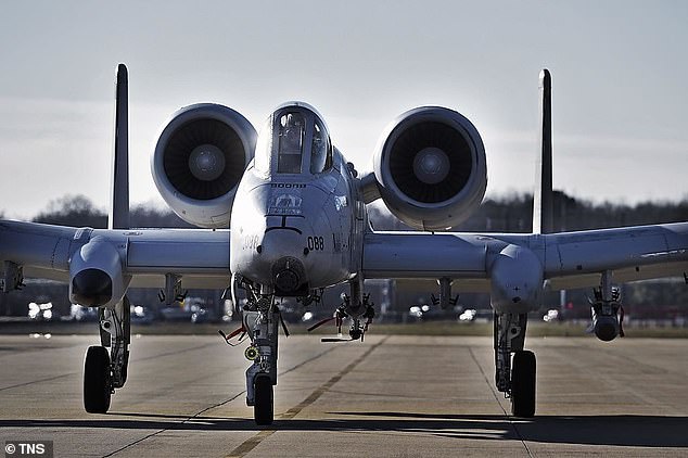 U.S.-Iran Conflict in Strait of Hormuz Intensifies with Military Strikes Disrupting Global Oil Transit