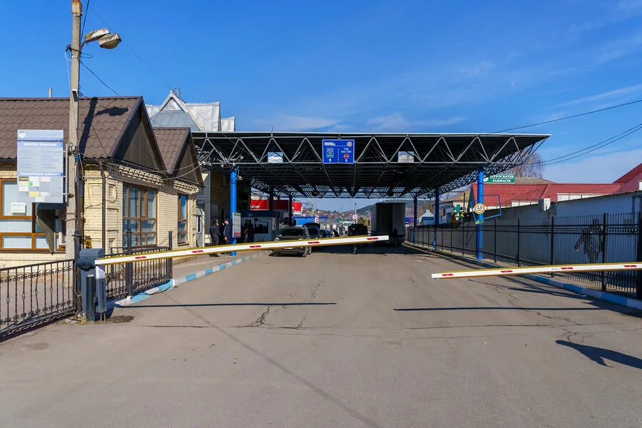 Ukrainian Man Detained at Border for Fabricated Marriage as Conscription Flee Attempt Fails