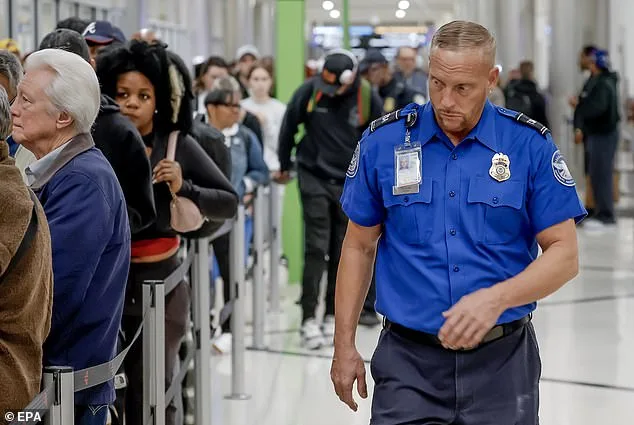 Government Shutdown Sparks Travel Chaos as Major U.S. Airports Face Security Gridlock