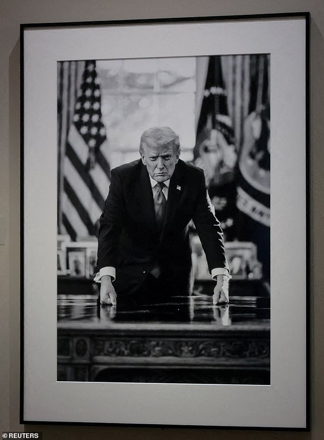 Trump's 24-Carat Gold Coin for 250th Anniversary Sparks Controversy Over Monument-Size Design