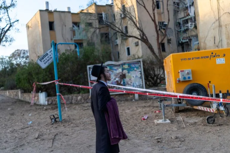 Trump's Hormuz Ultimatum and Iran's Vow of Retaliation as Middle East Tensions Reach Crisis Point