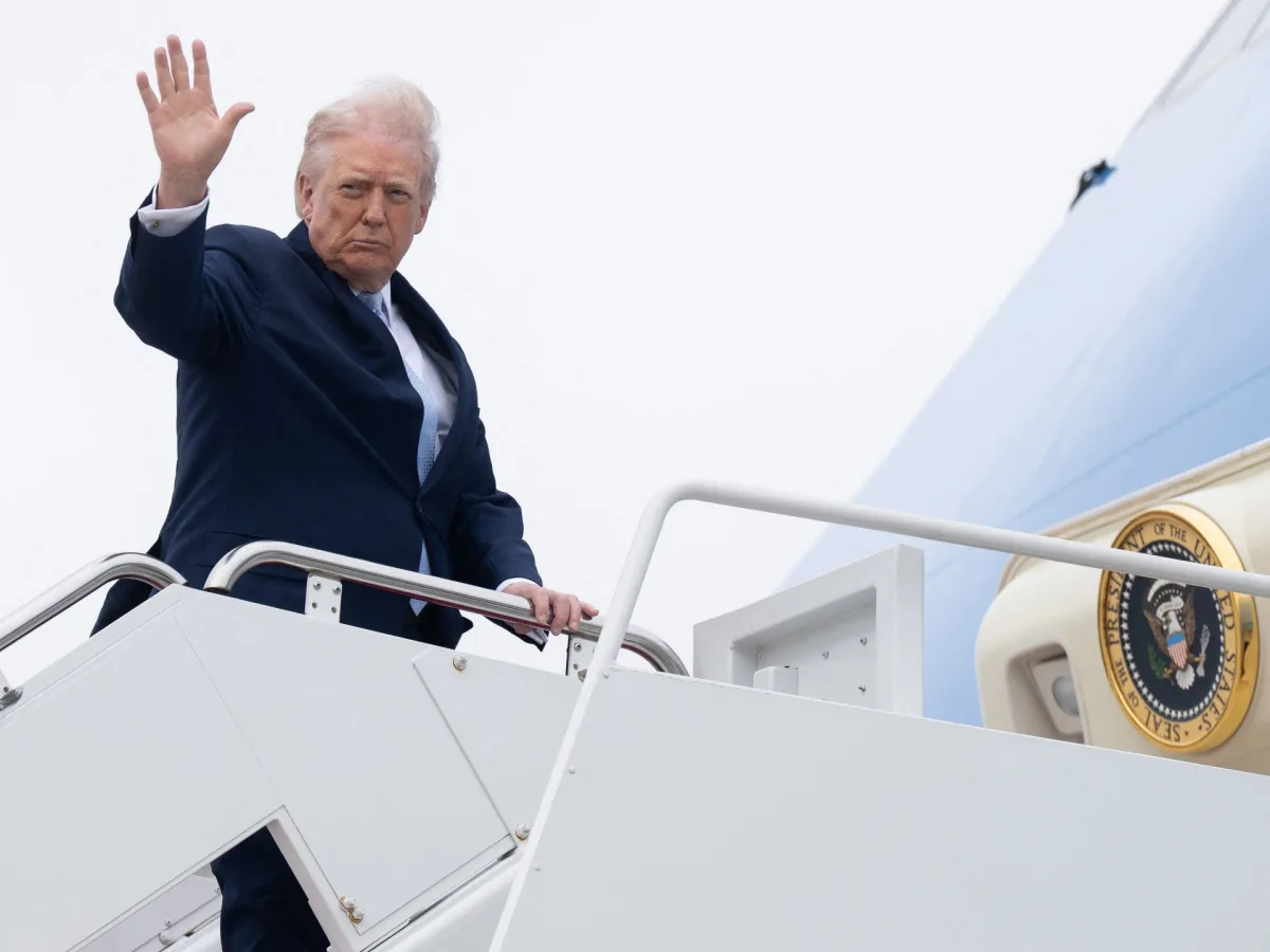 Trump Threatens ICE Deployment at Airports Amid Government Shutdown Brinkmanship