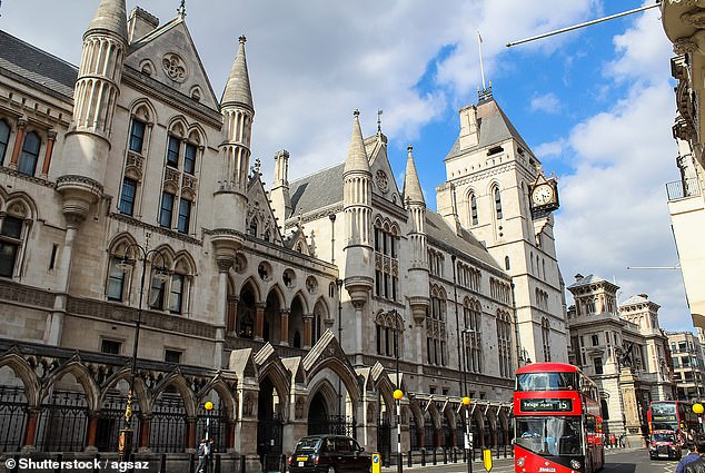 Kevin Spacey Reaches Confidential Settlement With Three British Men, Avoiding Court Battle Over 15-Year Sexual Assault Allegations