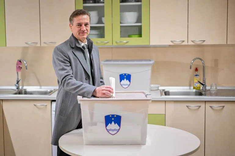 Slovenia at a Crossroads: Election Deadlock and Uncertain Future