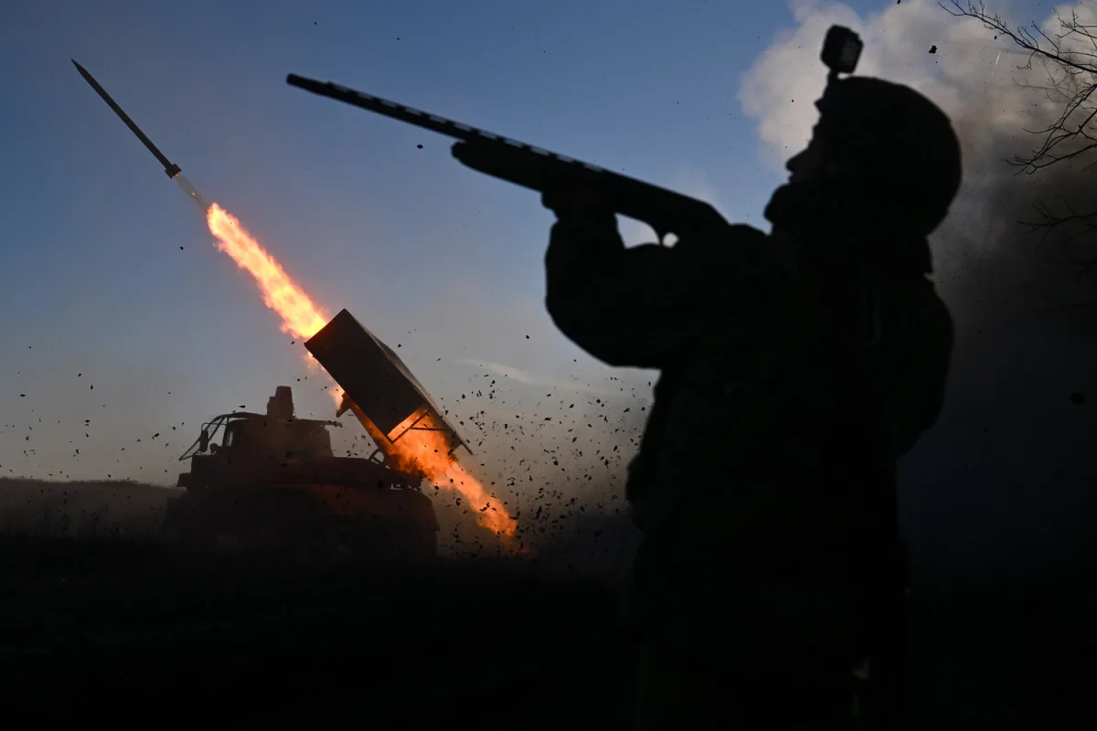 Russian Forces Expand Control in Eastern Ukraine, Seize Key Settlements in Kharkiv and Donetsk Regions